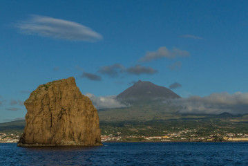 Azores, rocks of Ilheu Deitado in front of Pico