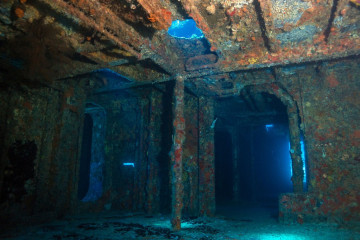 Mexico, Isla Mujeres, Canonero 58 Wreck