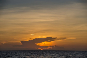 Philippines, sunset at Tubbataha Reef
