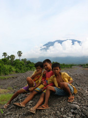 Indonesia, Bali, Volcano with Group of Kids