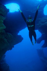 Philippines, Moalboal, Pescador Island, Cathedral, Freediver Ken Kiriyama