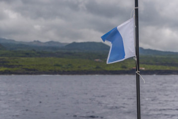 Azores, São Jorge, coast with diver flag
