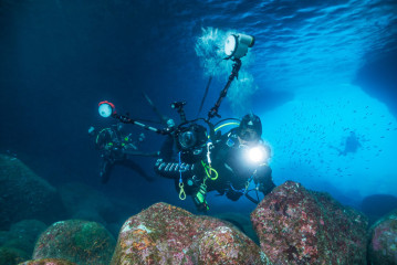 Azores, diver in Urseling Cave
