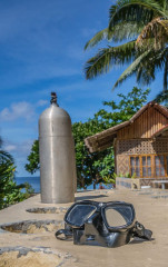 Philippines, dive tank and mask, Pintuyan Island