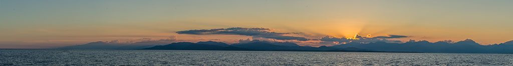 Philippines, "Dschubba", sunset view of the Palawan coast, Safari Boat Tubbataha