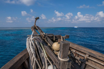Philippines, anchor of "Dschubba", Safari Boat Tubbataha