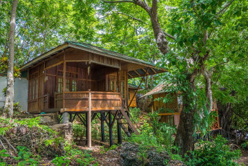 Garden Bungalow, Seabreeze Resort, Bunaken Island, Manado, Indonesia